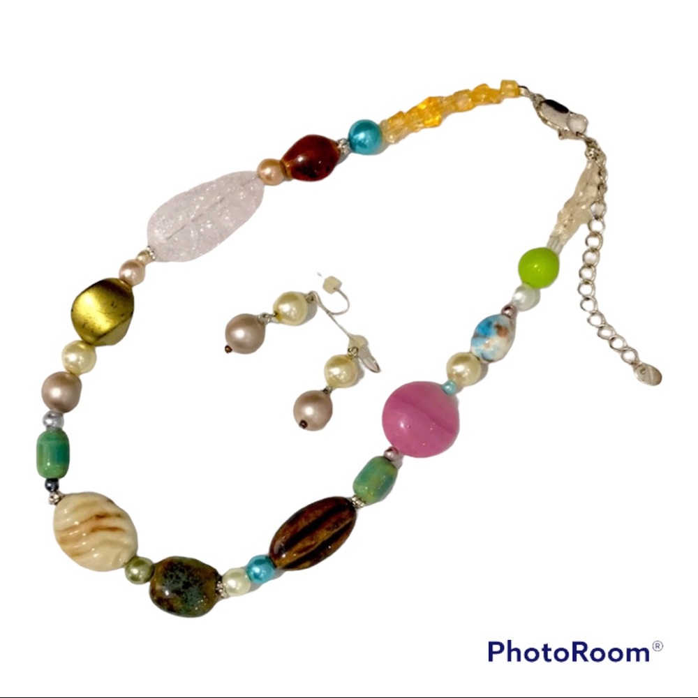 Earrings/Necklace Set